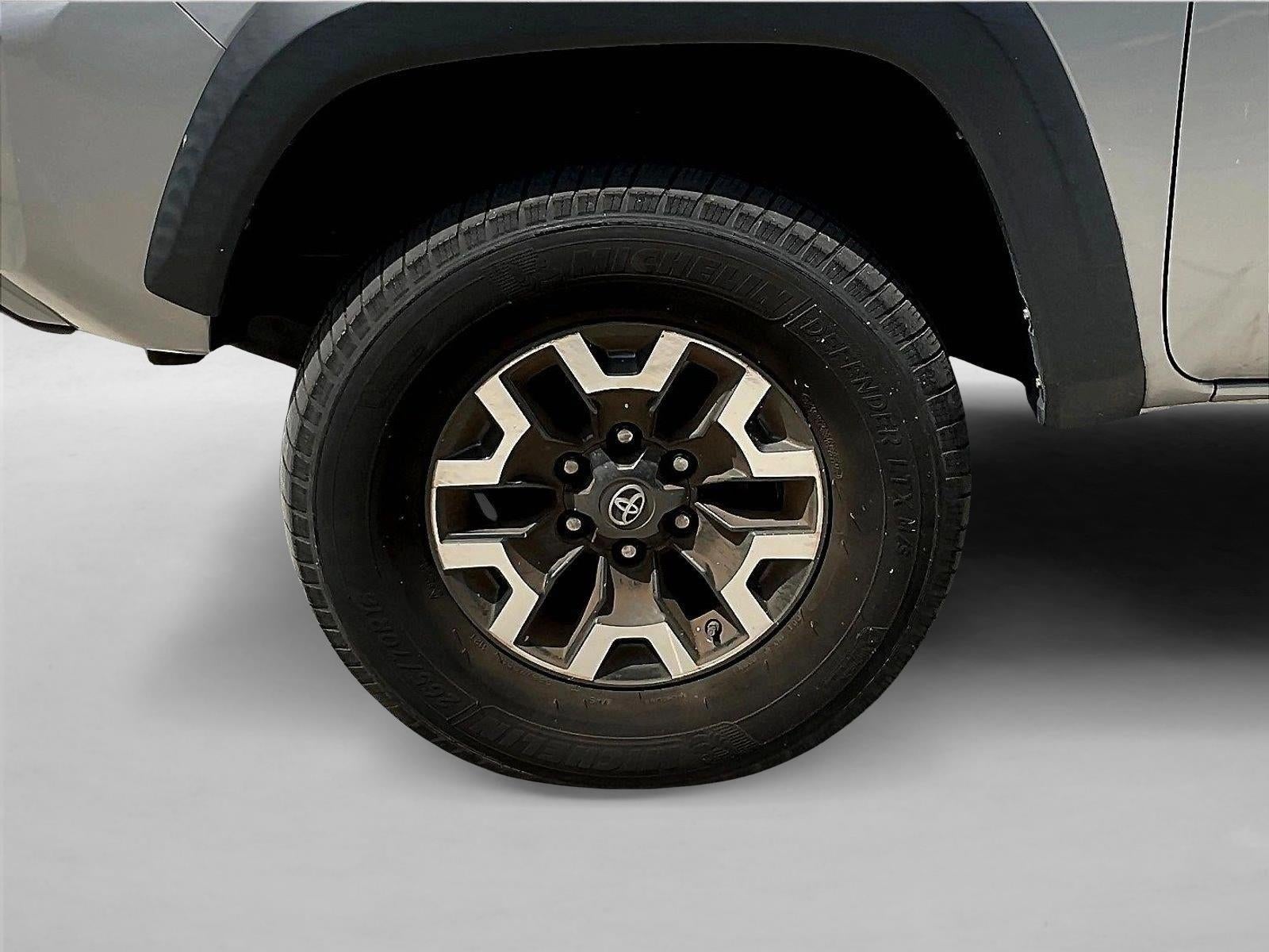 2020 Toyota Tacoma 4WD 4WD TRD Off Road Double Cab 5' Bed V6 AT (Natl)