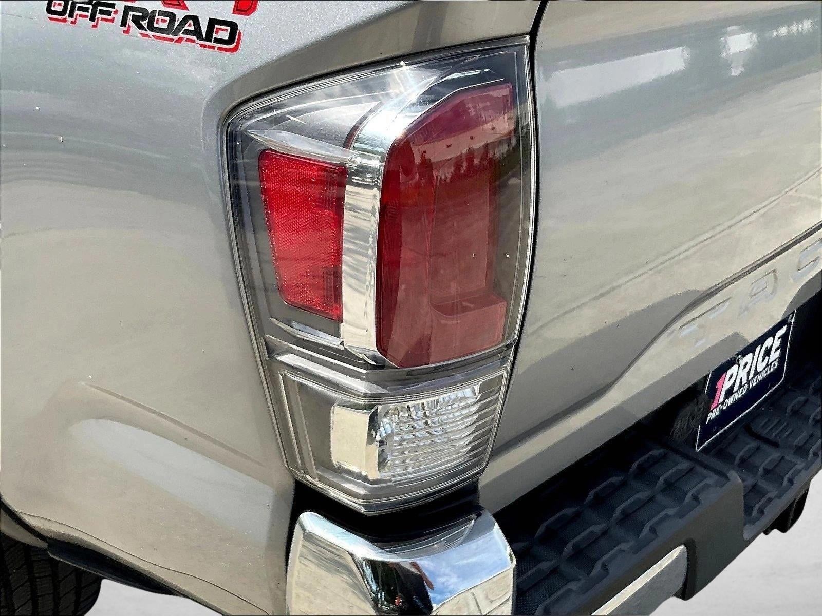 2020 Toyota Tacoma 4WD 4WD TRD Off Road Double Cab 5' Bed V6 AT (Natl)