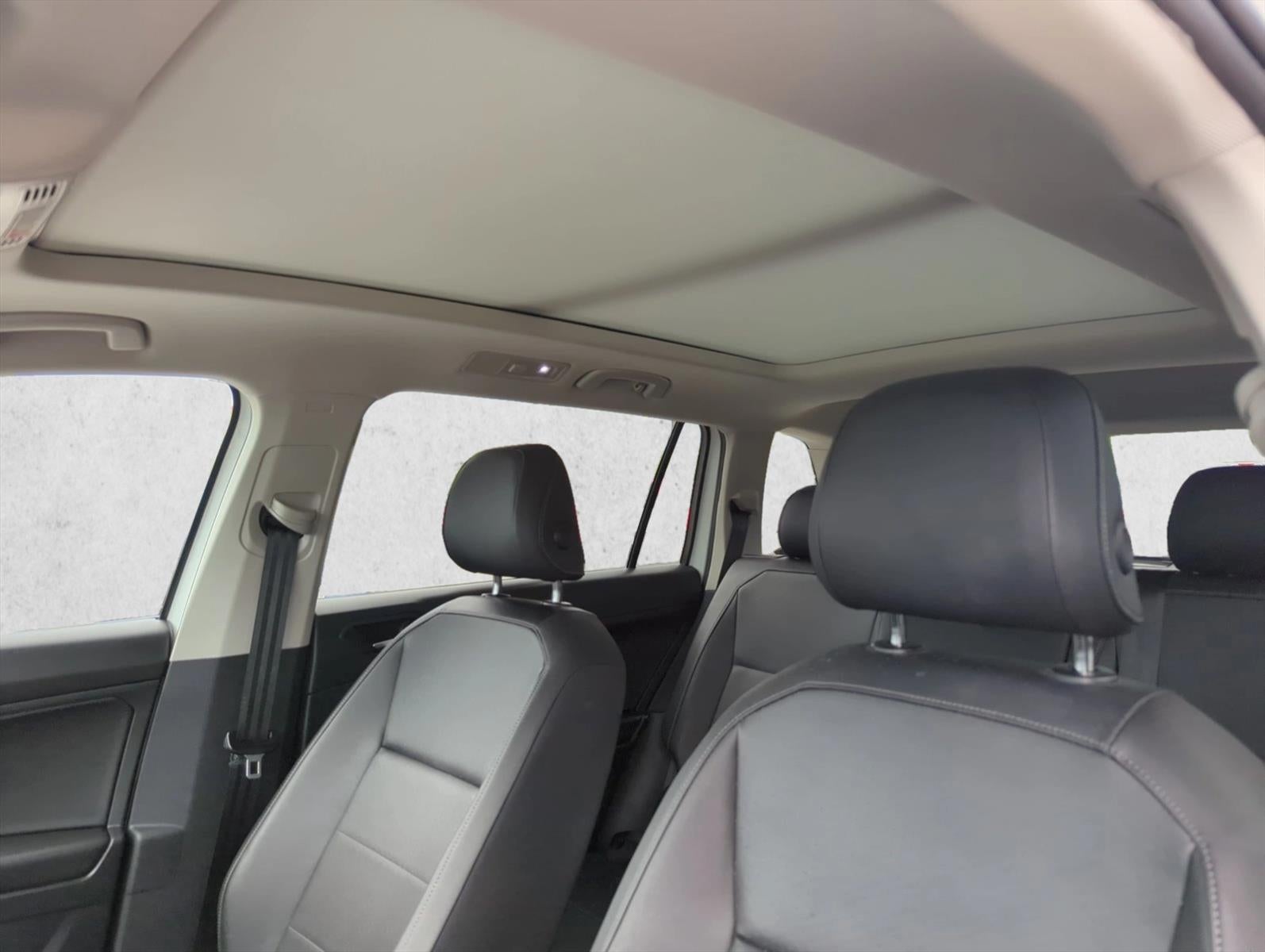 2020 Volkswagen Tiguan 2.0T SE FWD