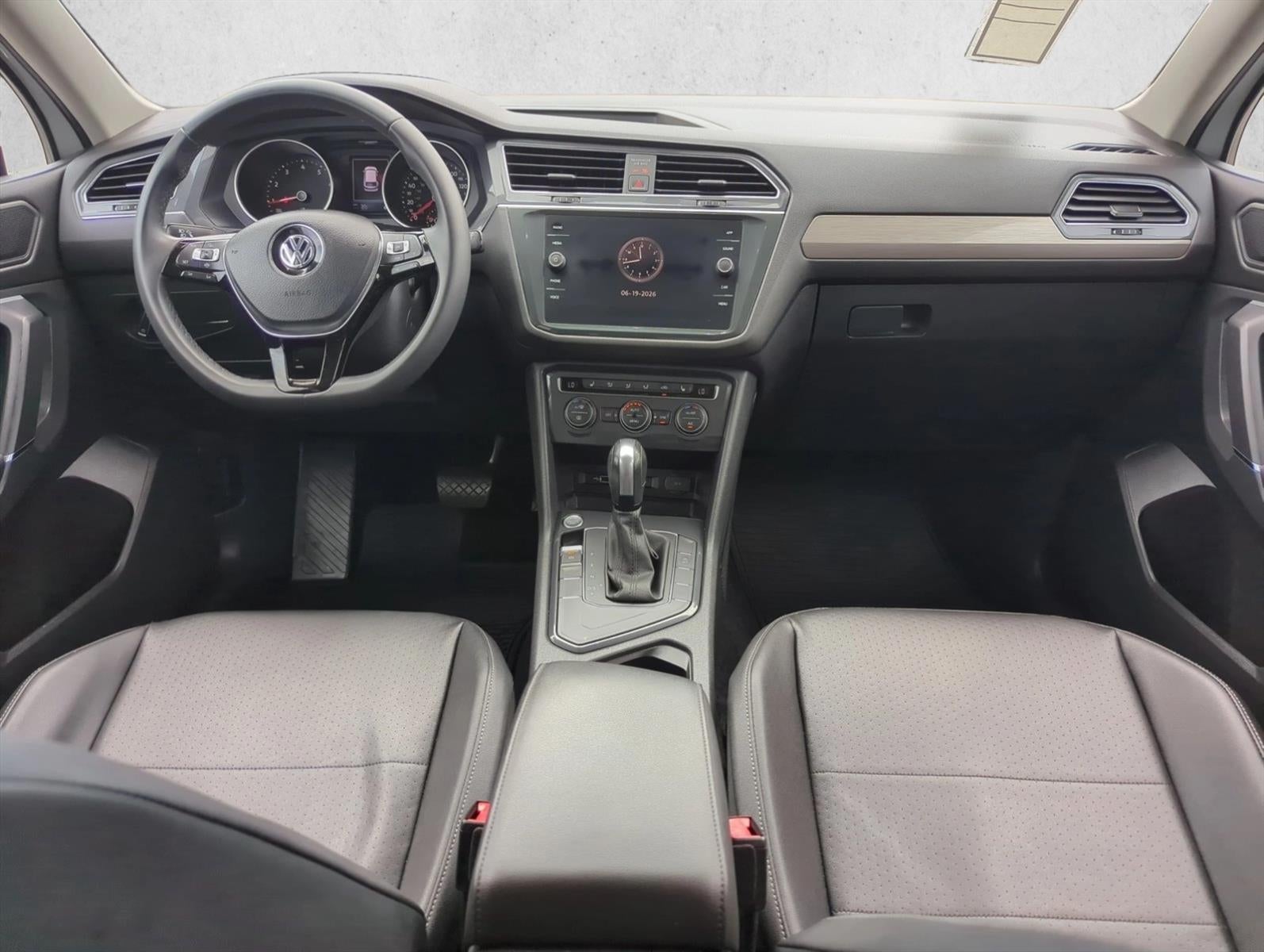 2020 Volkswagen Tiguan 2.0T SE FWD