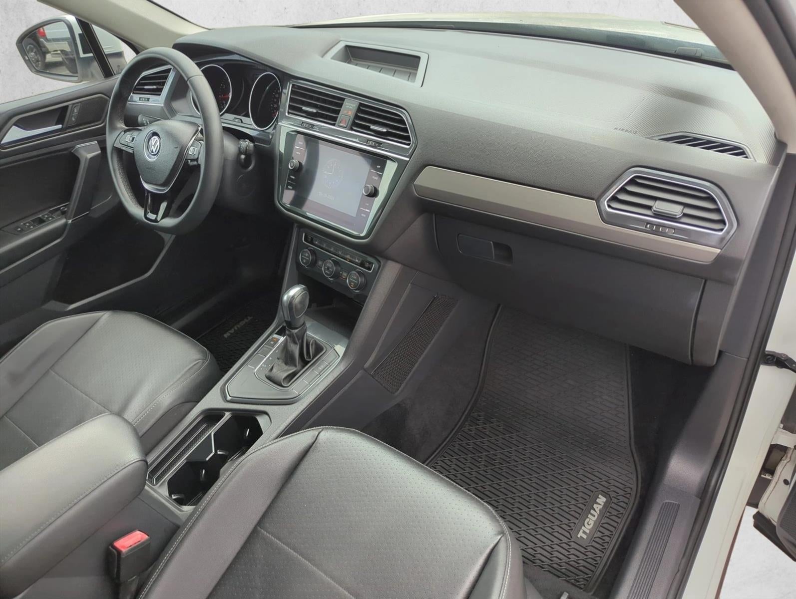 2020 Volkswagen Tiguan 2.0T SE FWD