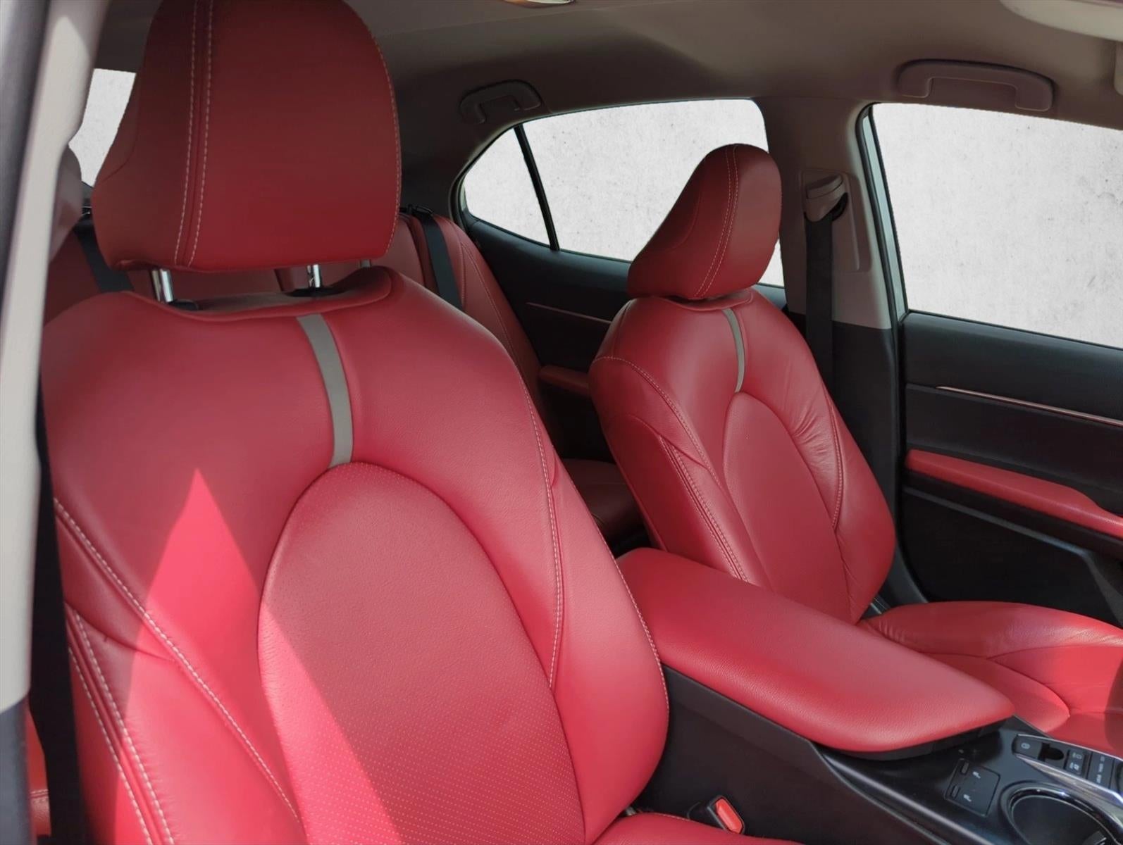 2019 Toyota Camry Hybrid LE CVT (Natl)