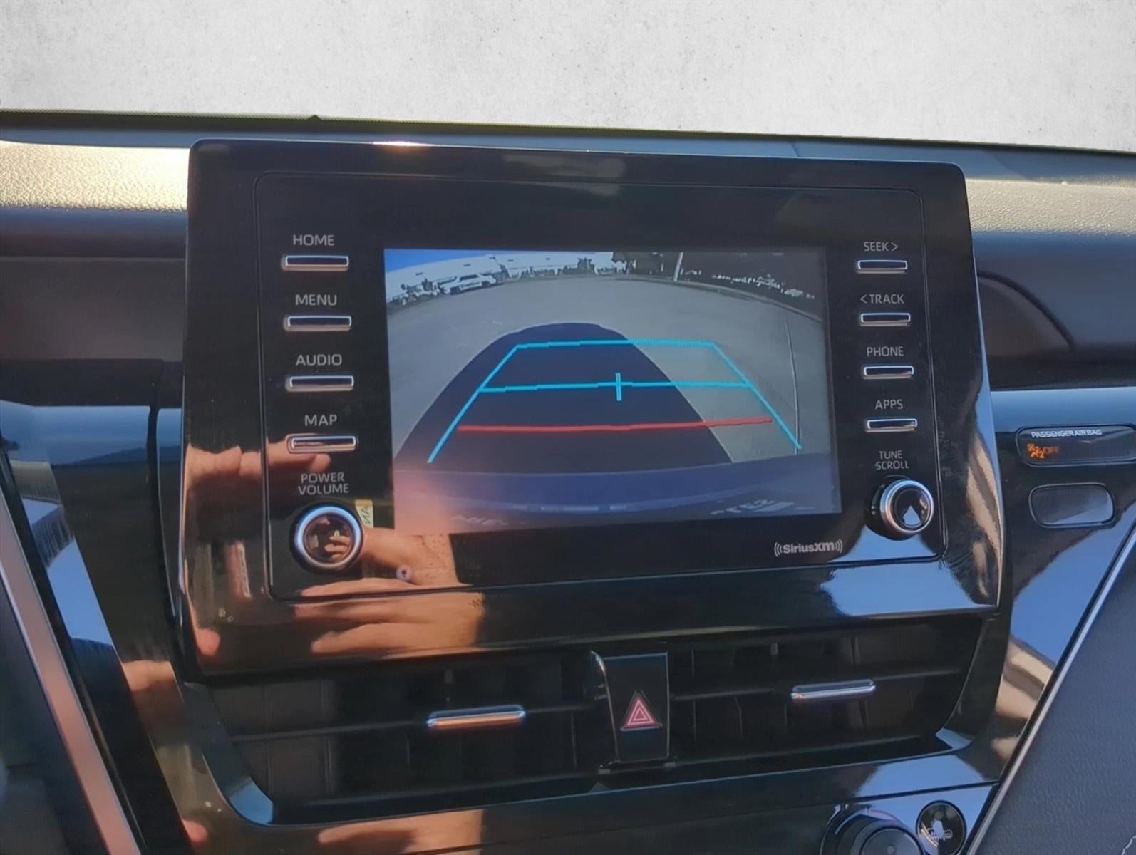 2023 Toyota Camry SE Auto (SE)