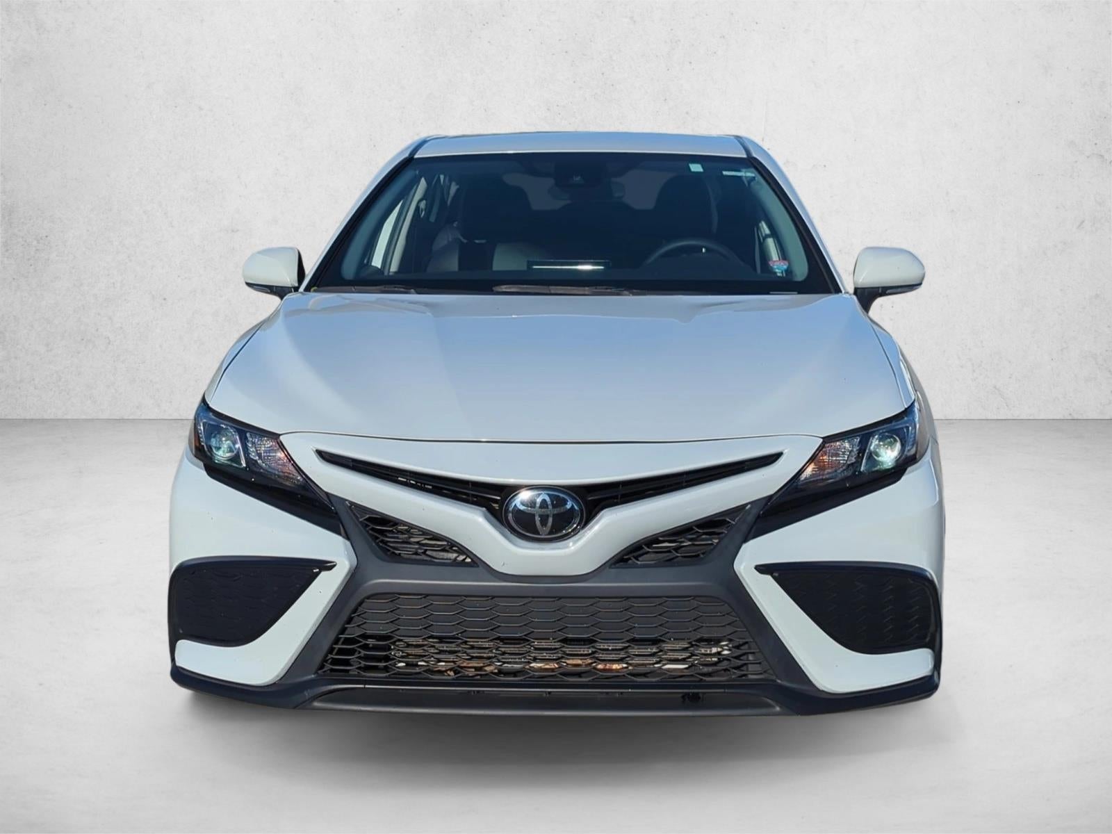 2023 Toyota Camry SE Auto (SE)