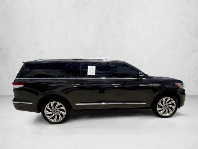 2023 Lincoln Navigator L Reserve 4x4