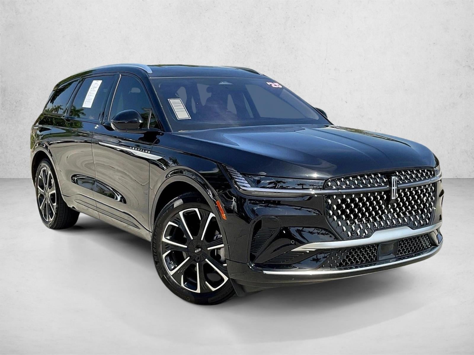 2025 Lincoln Nautilus Reserve AWD