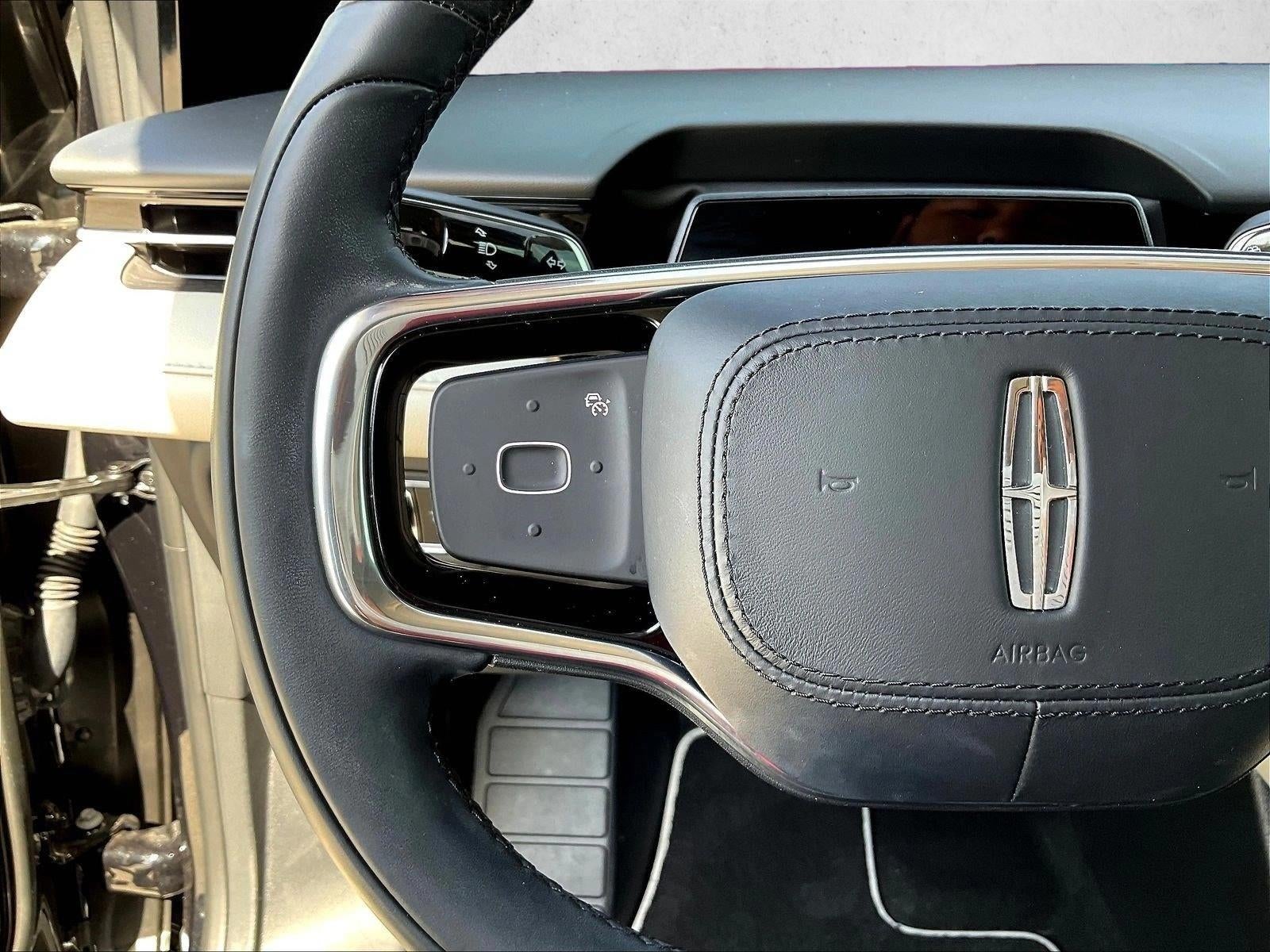2025 Lincoln Nautilus Reserve AWD
