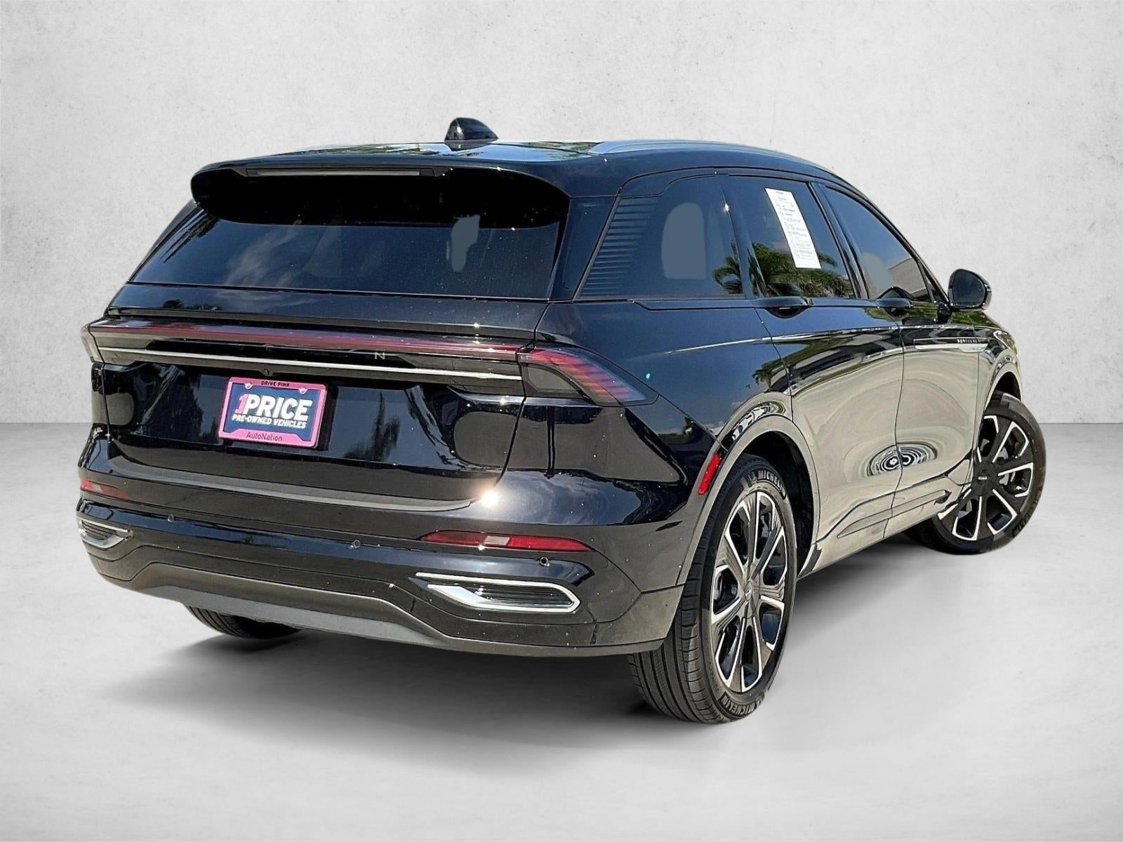 2025 Lincoln Nautilus Reserve AWD