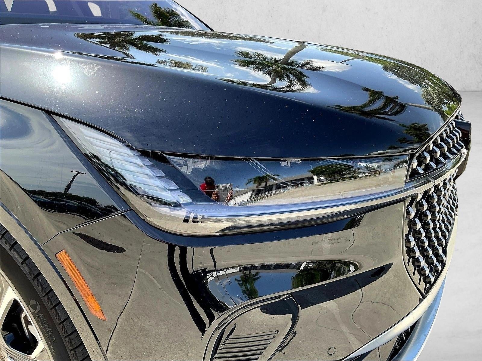 2025 Lincoln Nautilus Reserve AWD