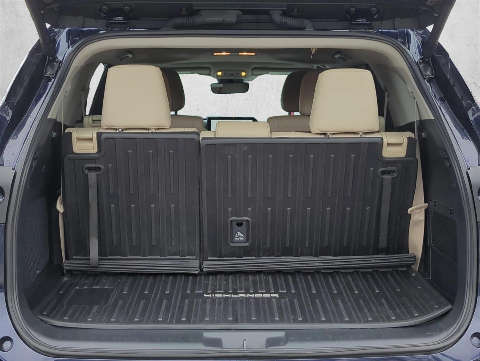 2024 Toyota Highlander Hybrid Limited AWD (Natl)