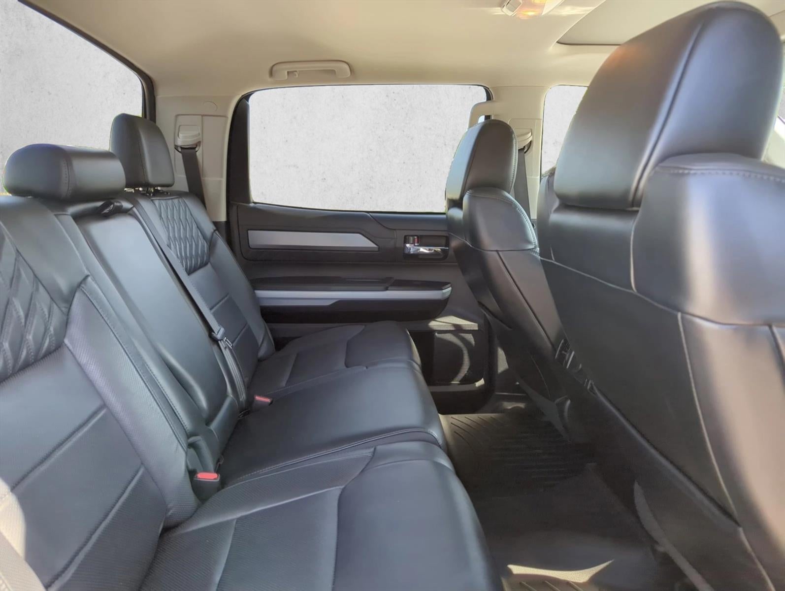 2020 Toyota Tundra 4WD 4WD Platinum CrewMax 5.5' Bed 5.7L (Natl)