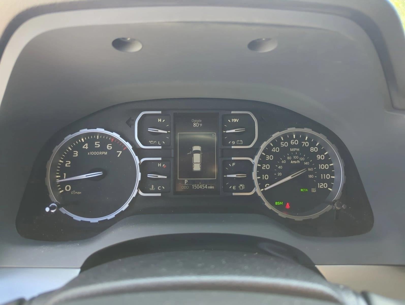 2020 Toyota Tundra 4WD 4WD Platinum CrewMax 5.5' Bed 5.7L (Natl)