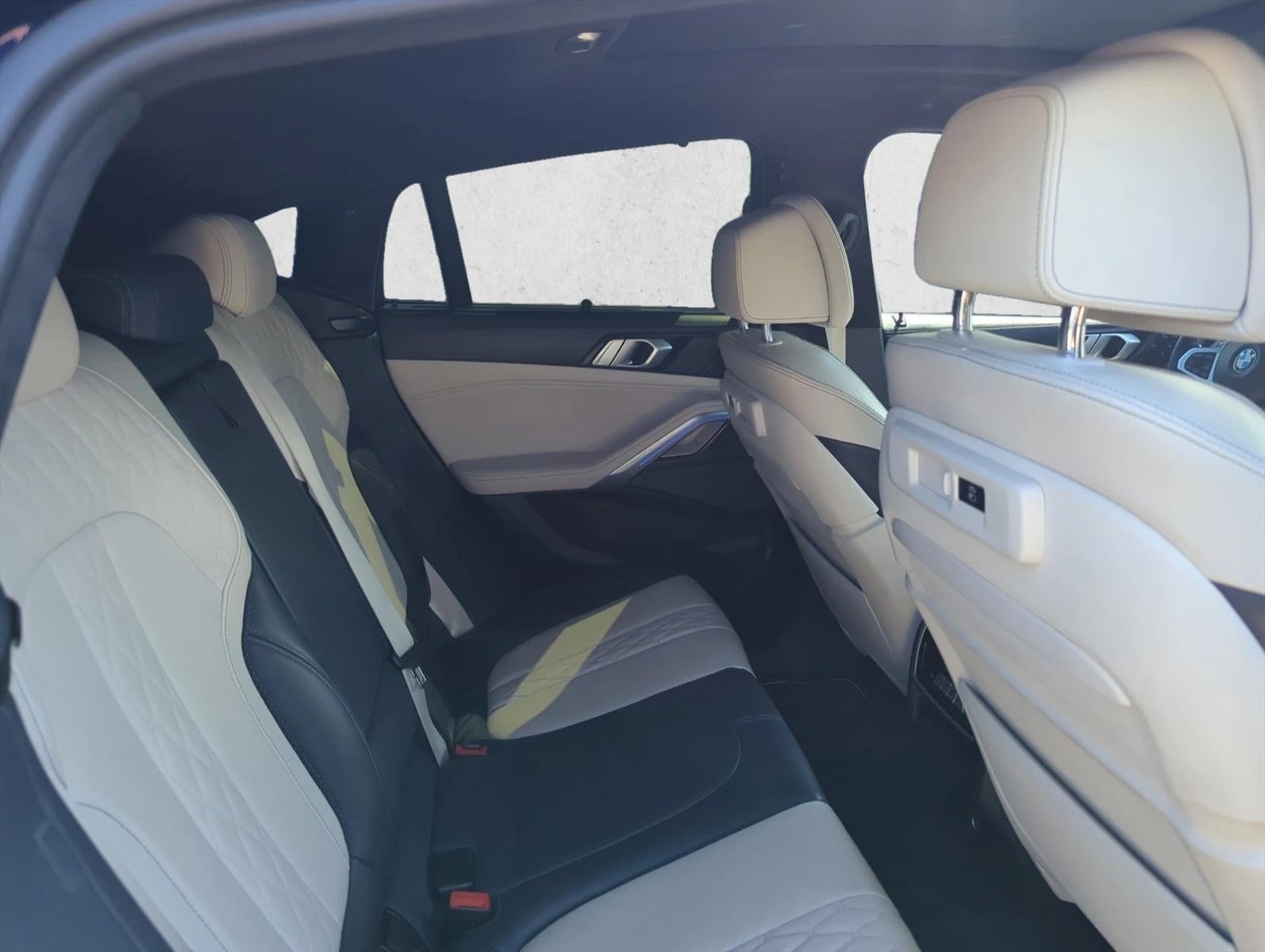 2021 BMW X6 M50i Sports Activity Coupe