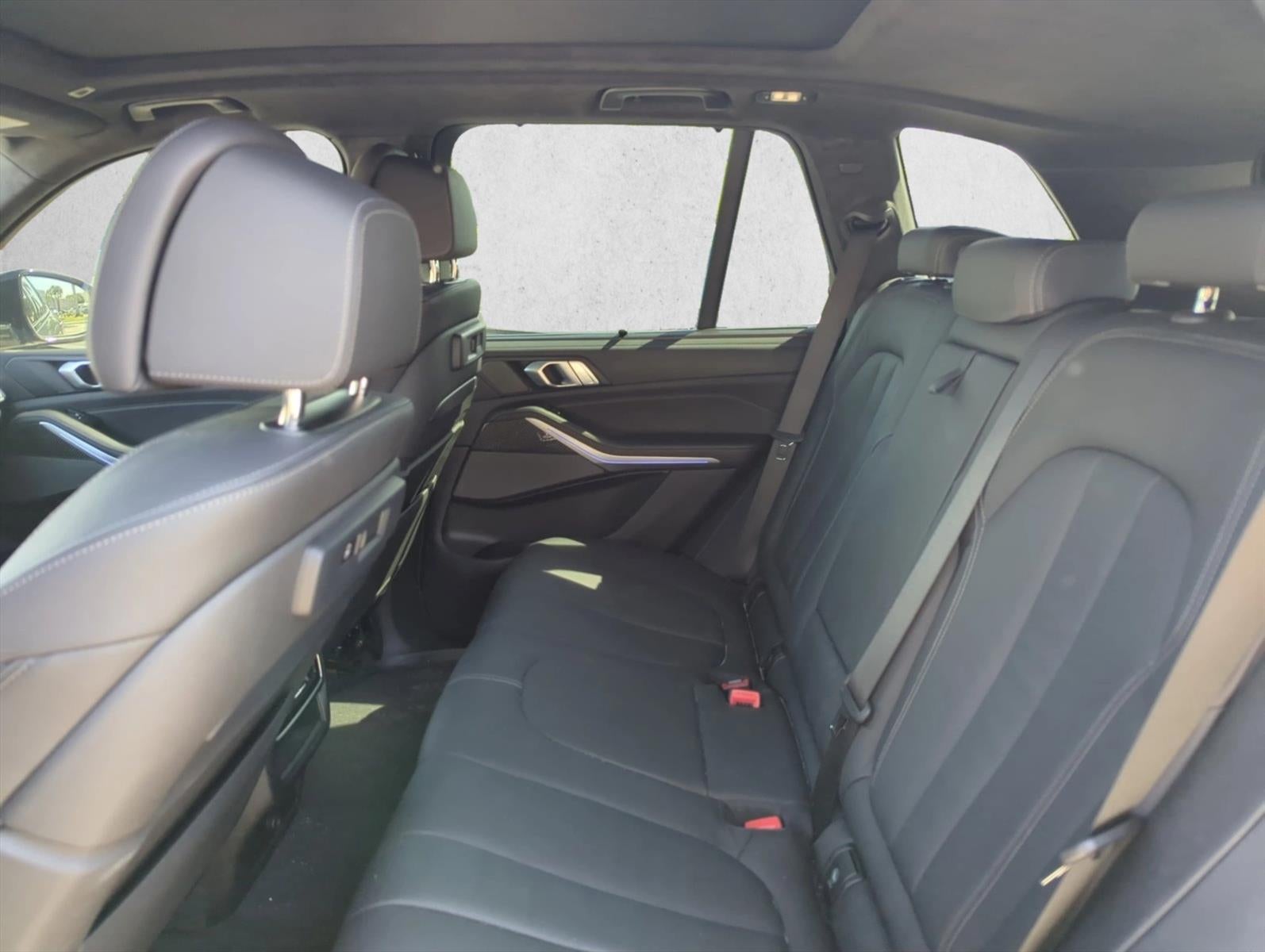 2022 BMW X5 M50i Sports Activity Vehicle