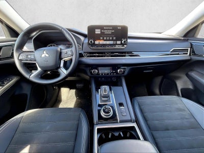 2022 Mitsubishi Outlander SE FWD