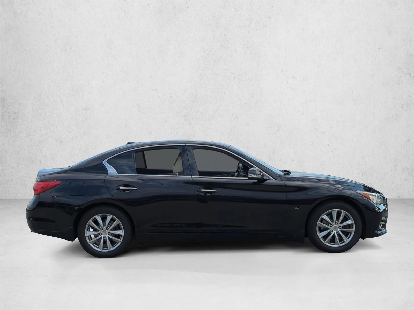 2015 INFINITI Q50 3.7 AWD Premium