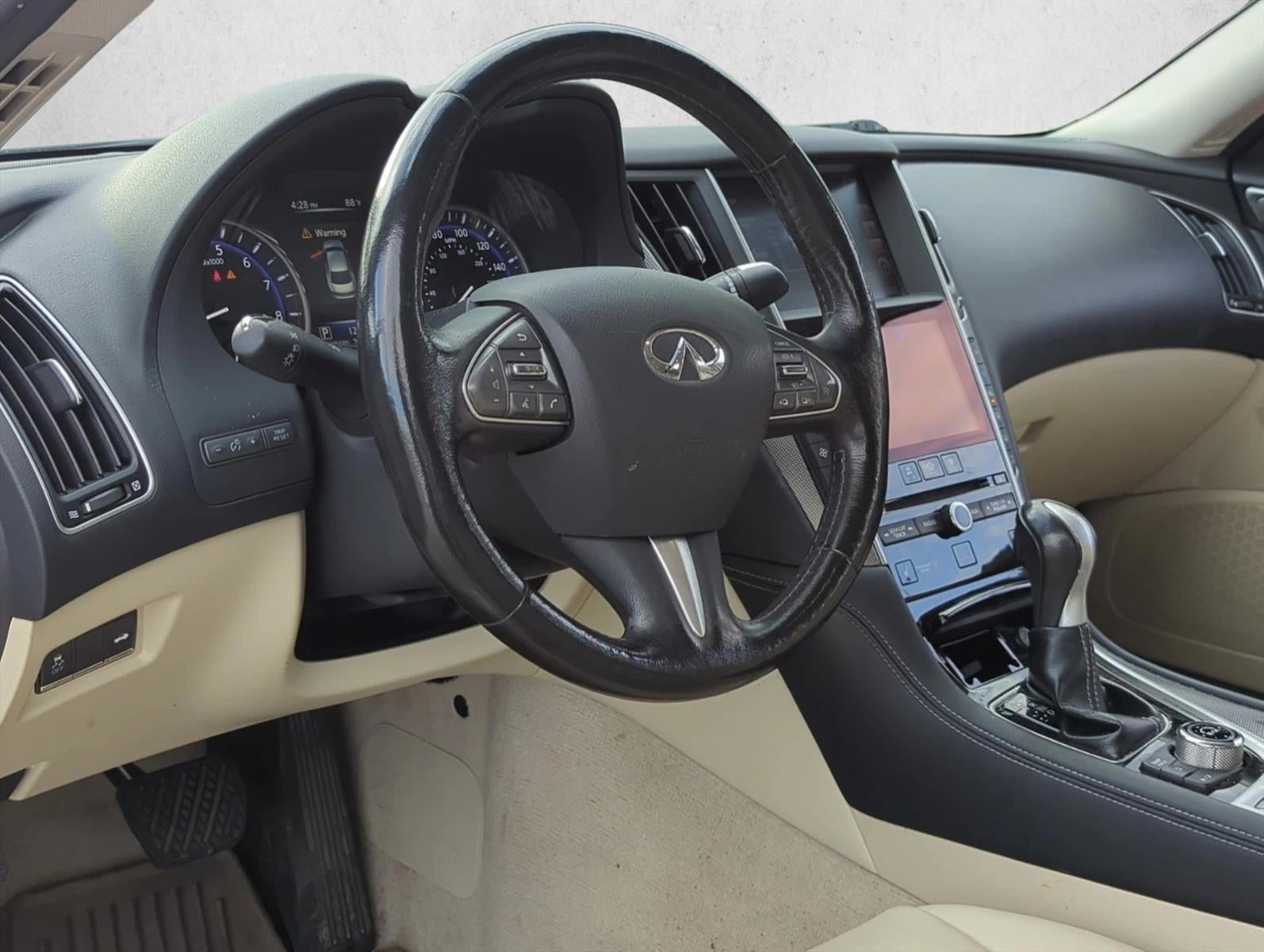 2015 INFINITI Q50 3.7 AWD Premium