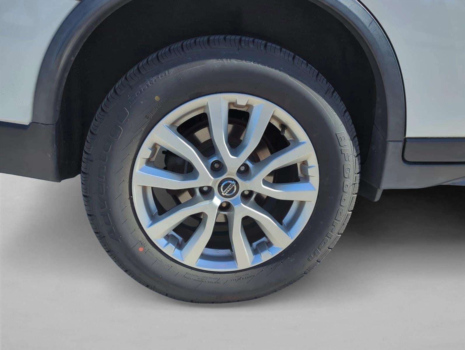 2020 Nissan Rogue AWD SV