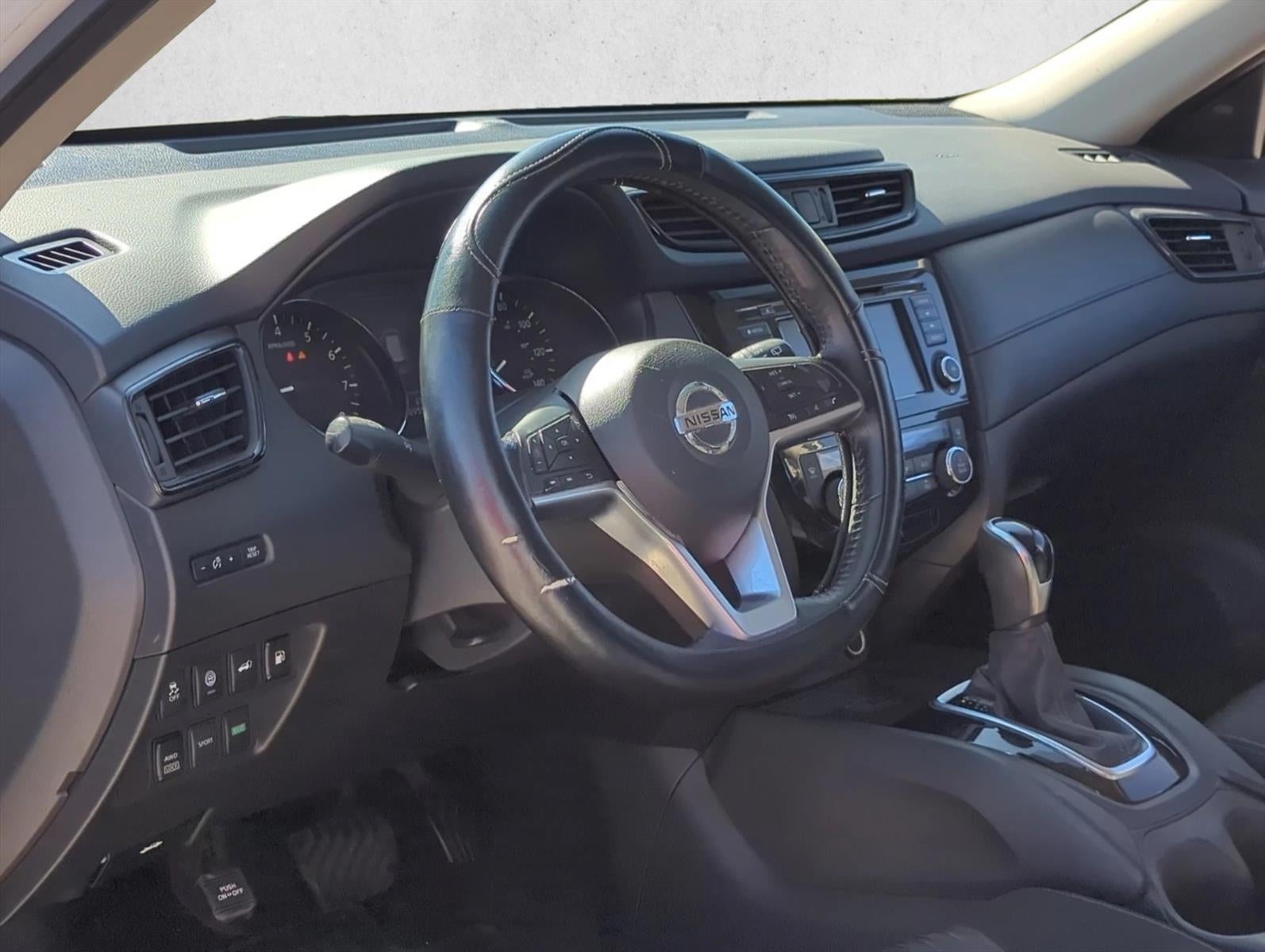 2020 Nissan Rogue AWD SV