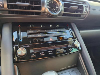 2024 Lexus IS 350 F SPORT Design RWD