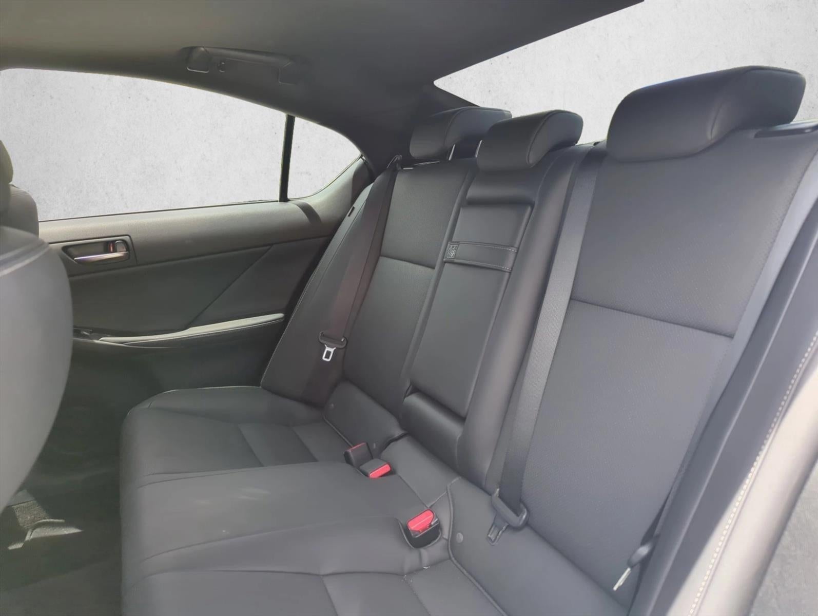 2025 Lexus IS 350 F SPORT Design RWD