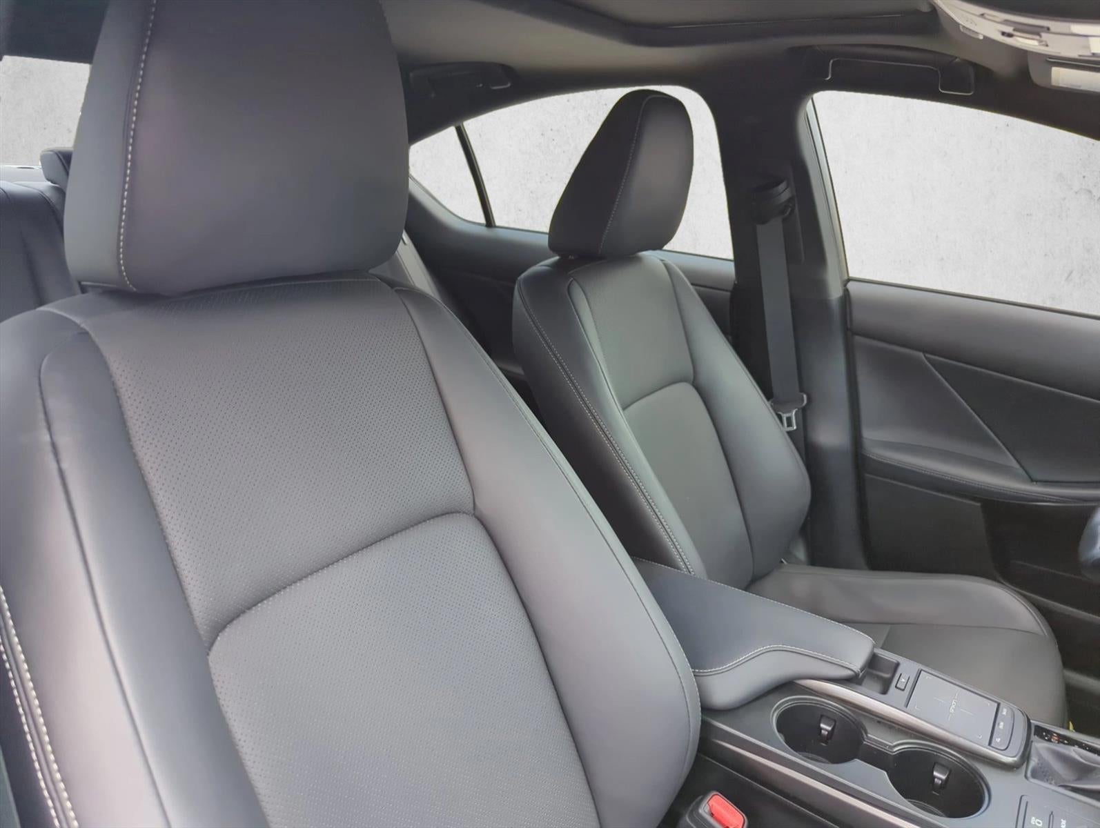 2025 Lexus IS 350 F SPORT Design RWD