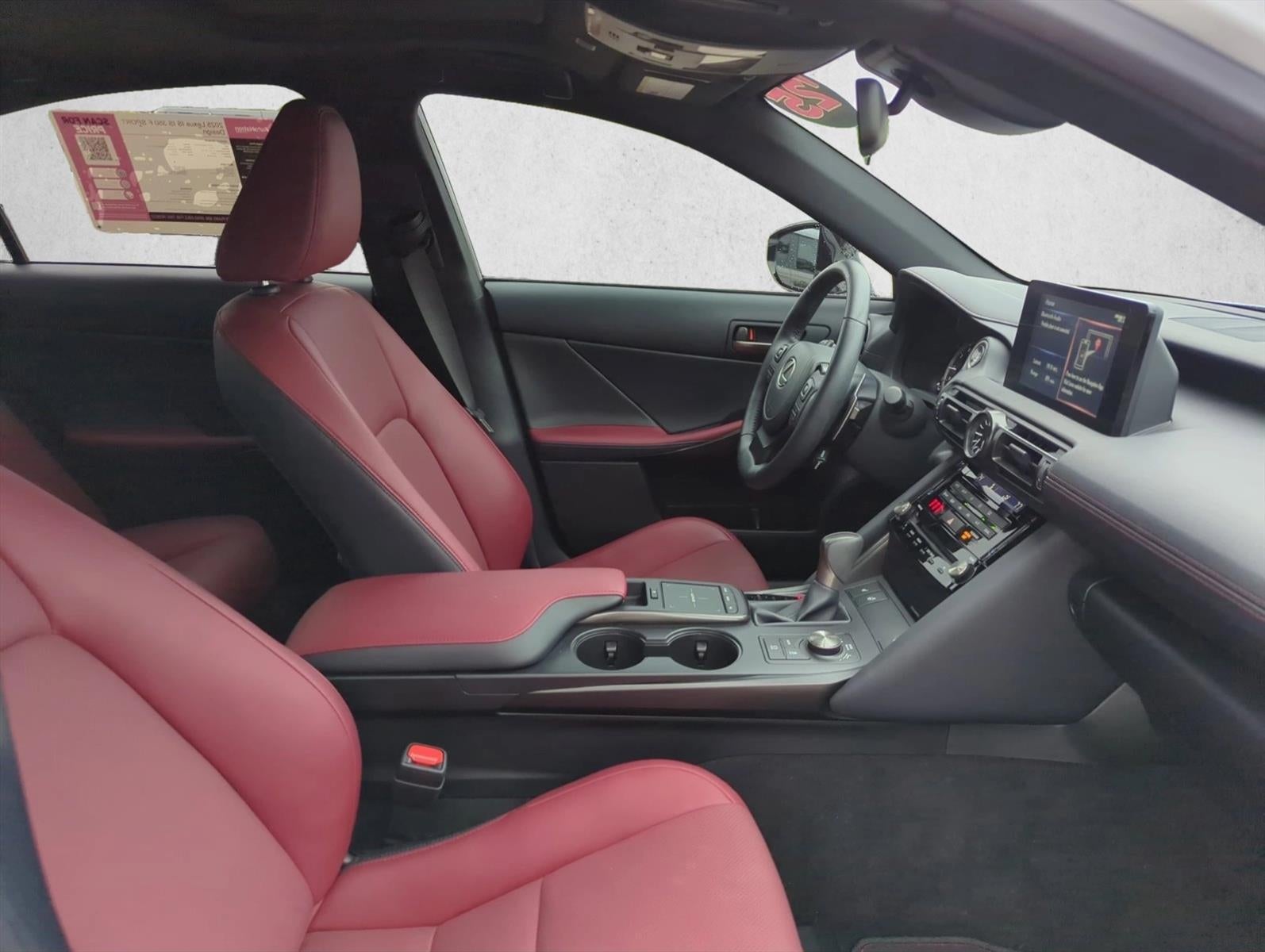 2025 Lexus IS 350 F SPORT Design RWD