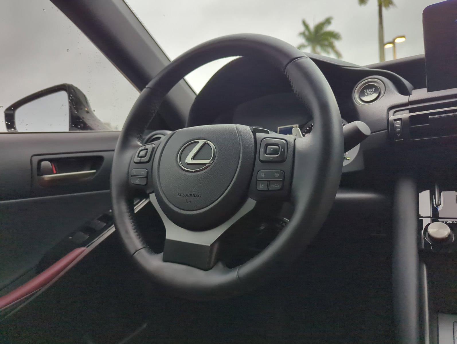 2025 Lexus IS 350 F SPORT Design RWD