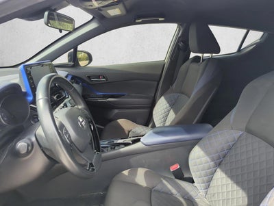 2020 Toyota C-HR XLE FWD (Natl)
