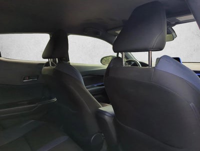 2020 Toyota C-HR XLE FWD (Natl)
