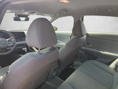 2024 Hyundai ELANTRA SEL IVT