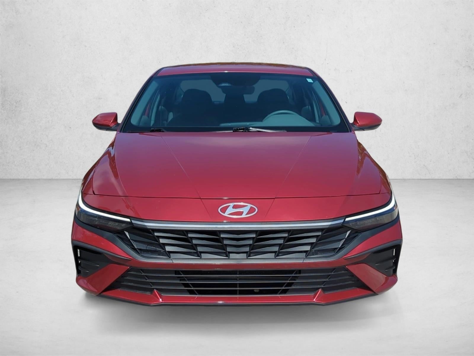 2024 Hyundai ELANTRA SEL IVT
