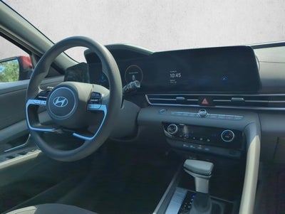 2024 Hyundai ELANTRA SEL IVT