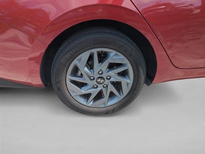 2024 Hyundai ELANTRA SEL IVT