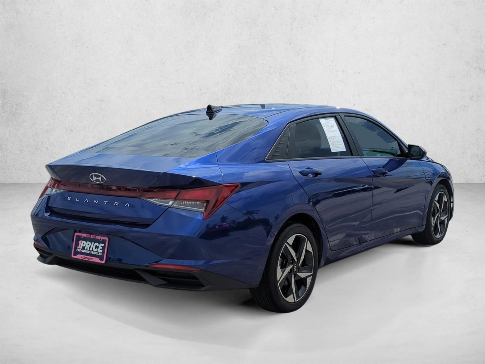 2023 Hyundai ELANTRA SEL IVT Convenience