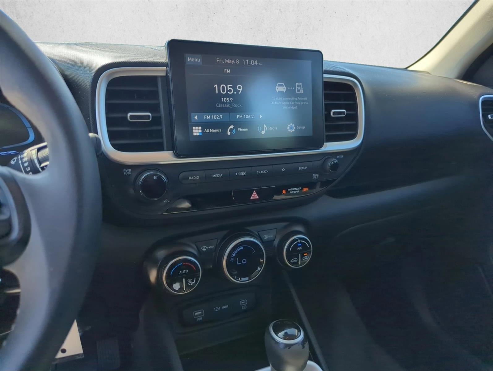 2023 Hyundai VENUE SEL IVT