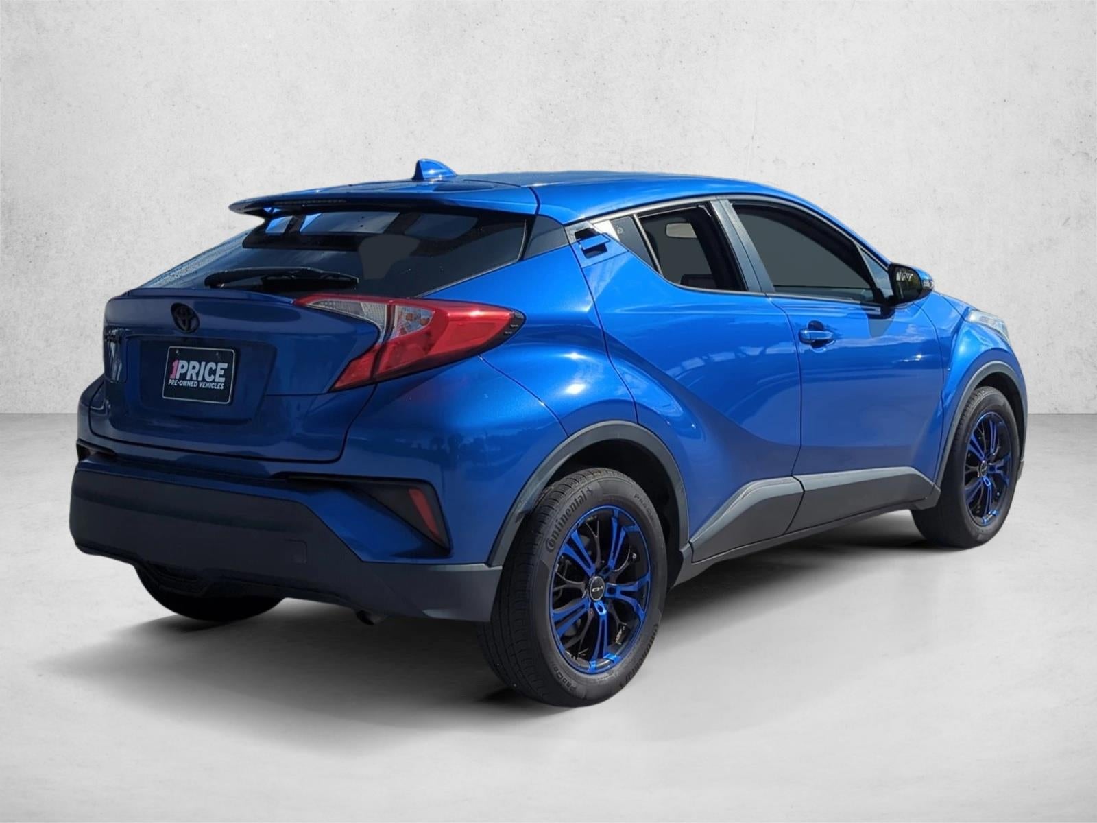 2019 Toyota C-HR LE FWD (Natl)