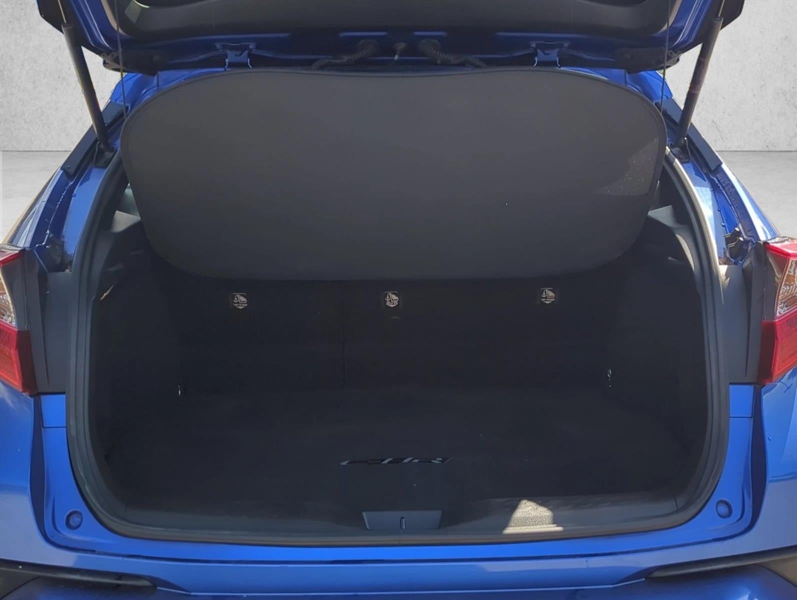 2019 Toyota C-HR LE FWD (Natl)