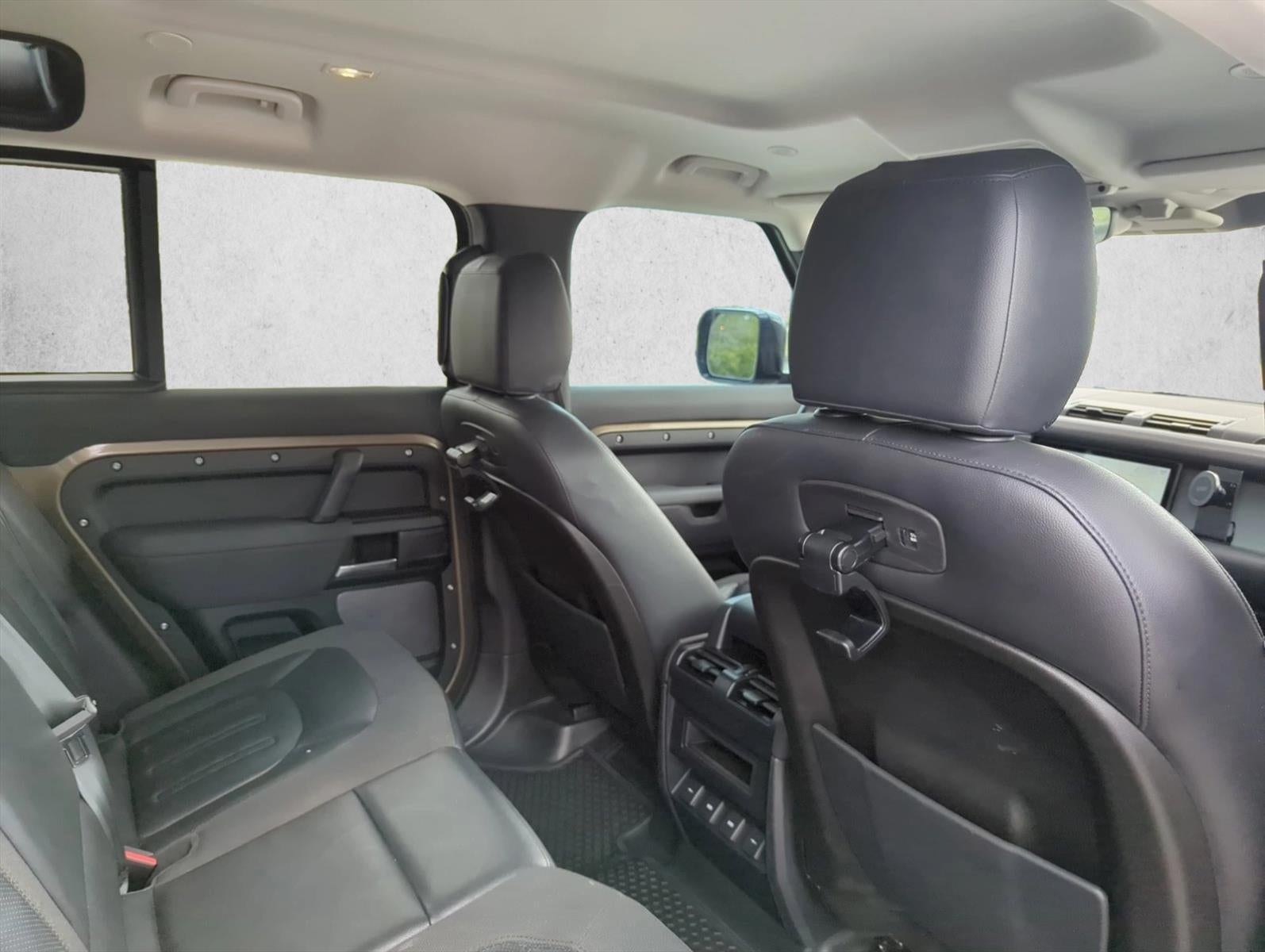 2020 Land Rover Defender 110 S AWD