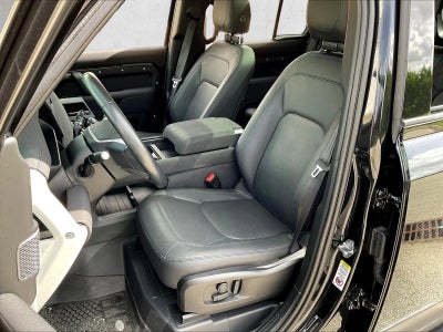 2023 Land Rover Defender 110 SE AWD