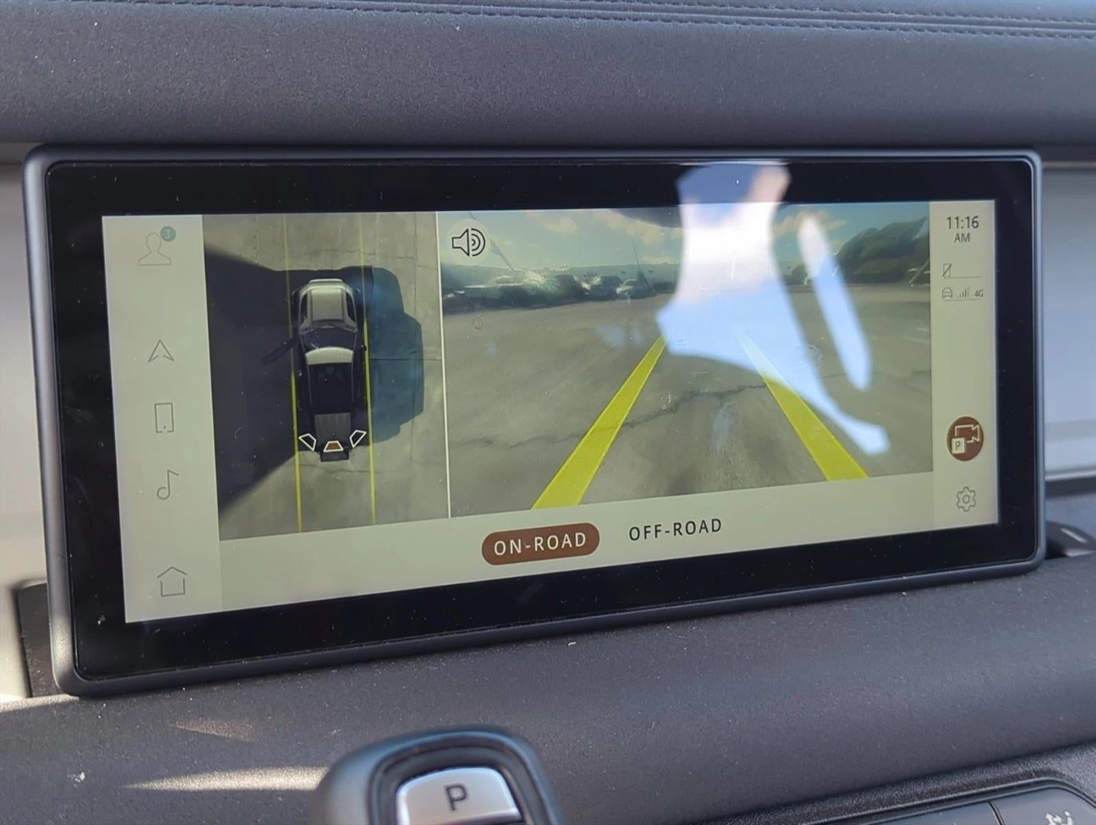 2020 Land Rover Defender 110 SE AWD