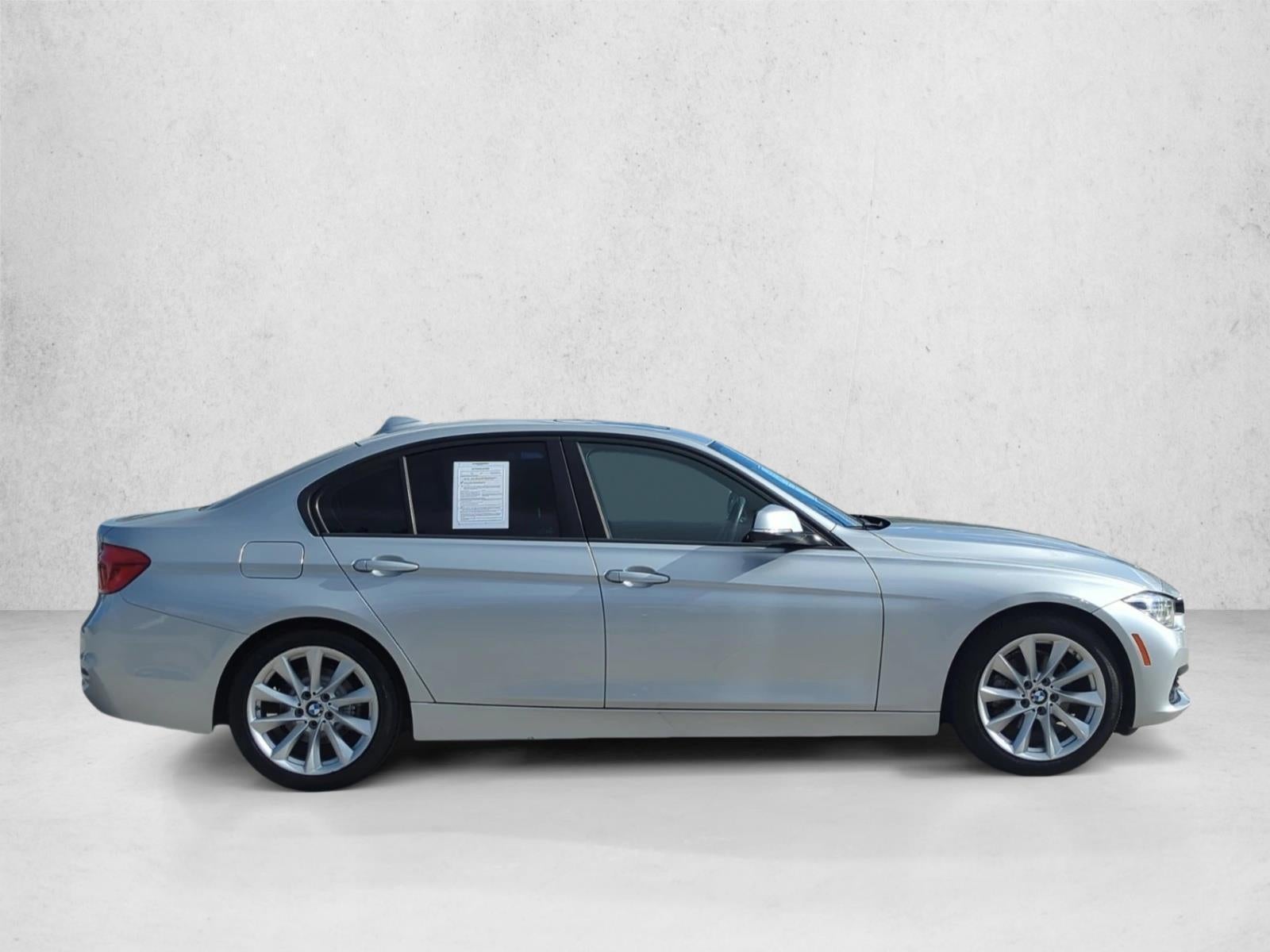 2018 BMW 320i Sedan