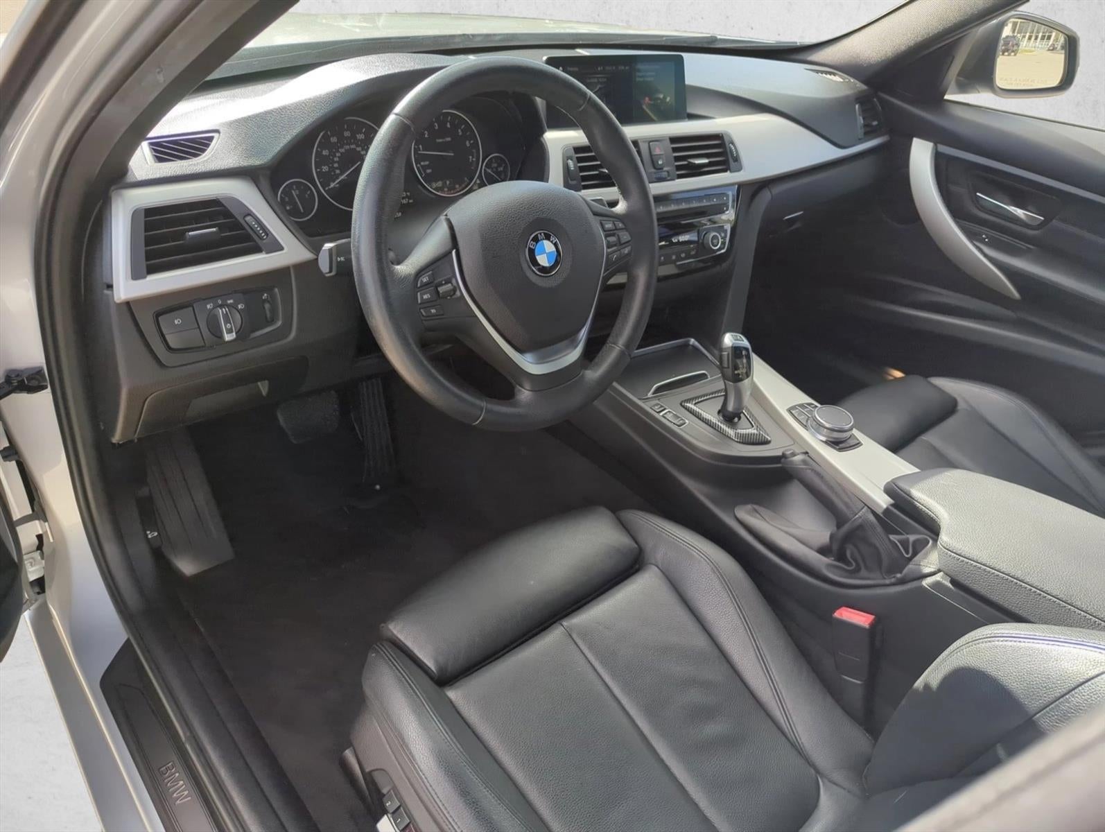 2018 BMW 320i Sedan