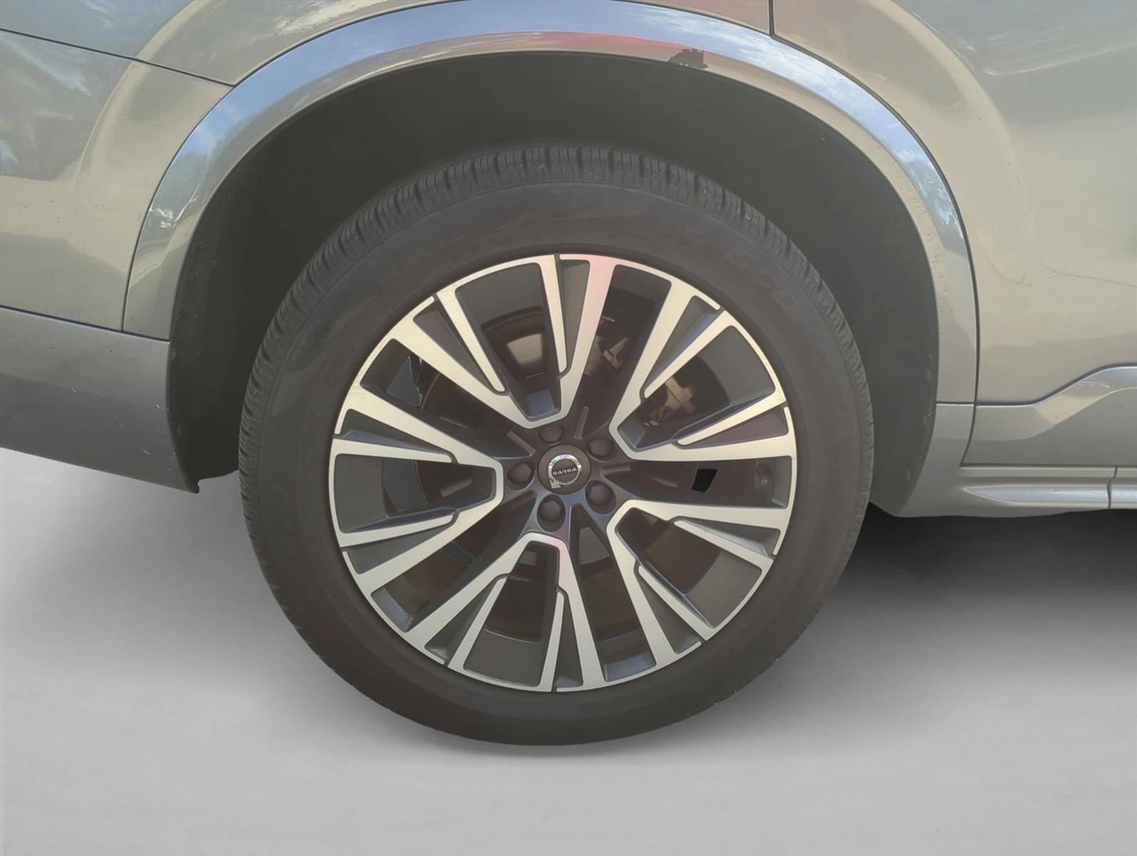 2020 Volvo XC90 T5 FWD Momentum 7 Passenger