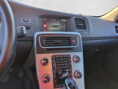 2018 Volvo V60 Cross Country T5 AWD