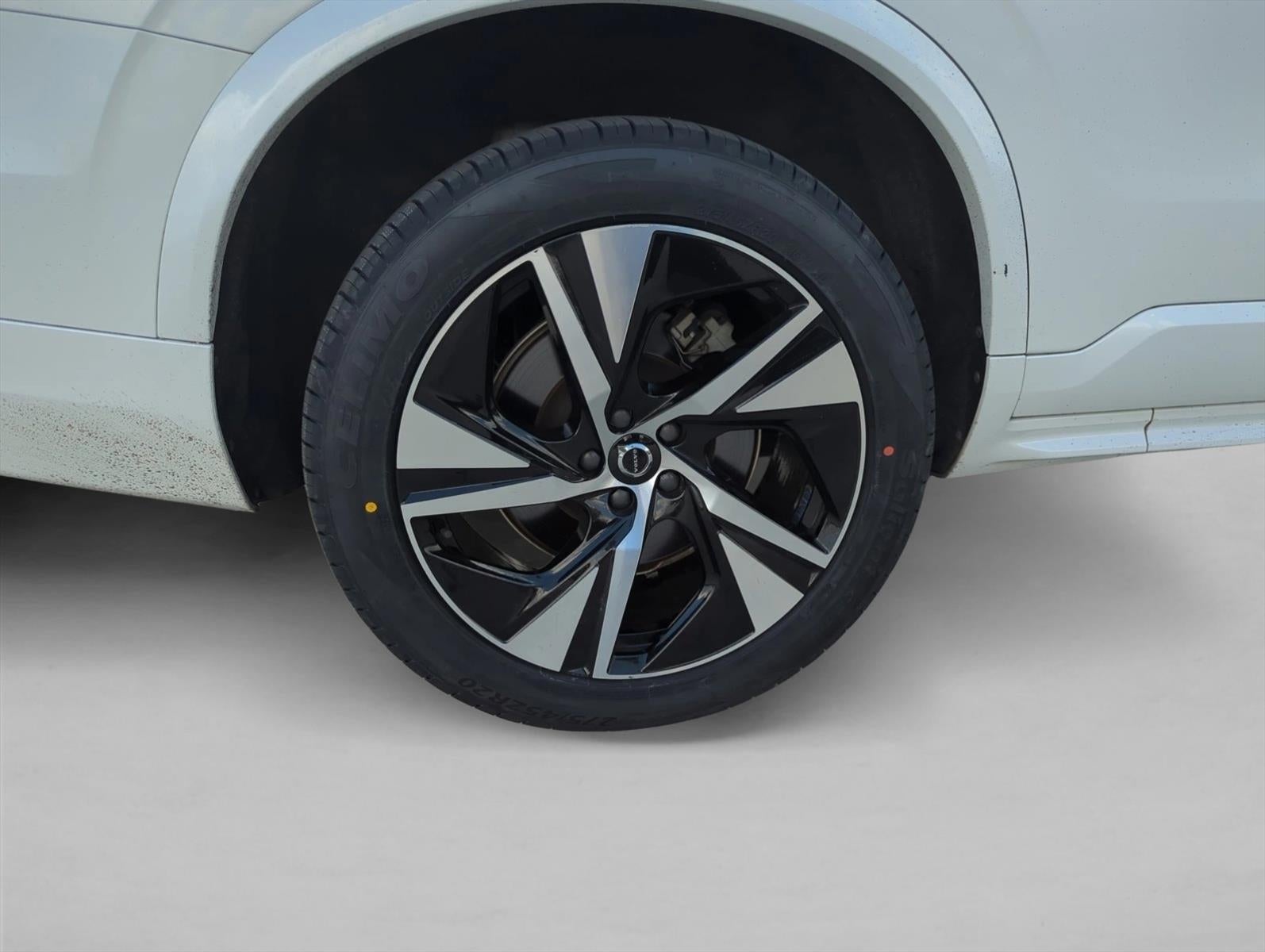 2021 Volvo XC90 Recharge T8 eAWD PHEV R-Design 7P