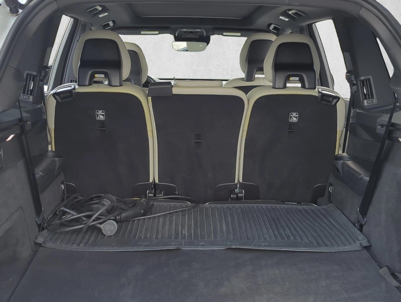 2021 Volvo XC90 Recharge T8 eAWD PHEV R-Design 7P