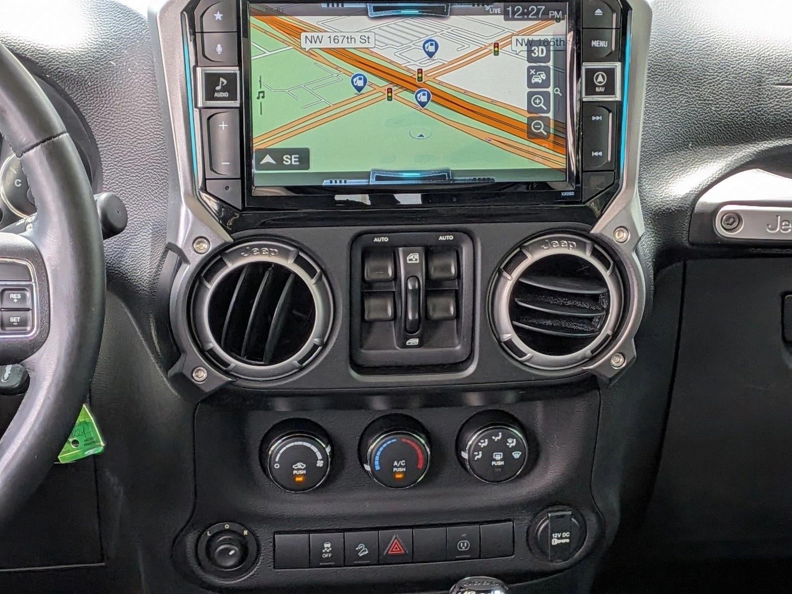 2014 Jeep Wrangler Unlimited 4WD 4dr Sahara