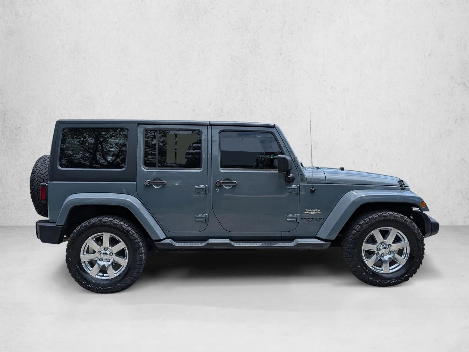 2014 Jeep Wrangler Unlimited 4WD 4dr Sahara