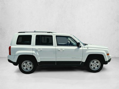 2016 Jeep Patriot FWD 4dr Sport
